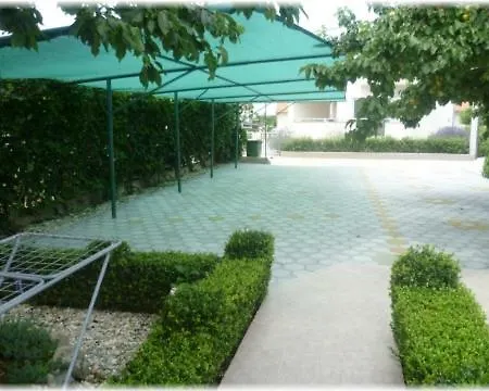 Apartman S 3 Sobe Sukošan