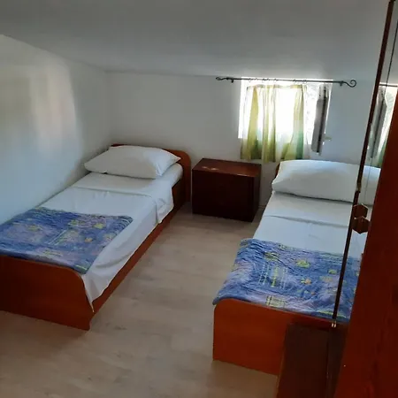 Apartman S 3 Sobe Lejlighed