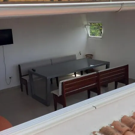 Apartman S 3 Sobe Sukošan
