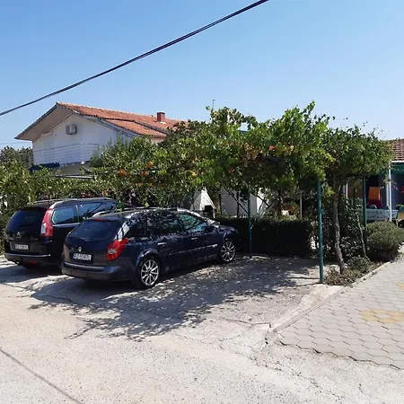 Appartamento Apartman S 3 Sobe Sukošan