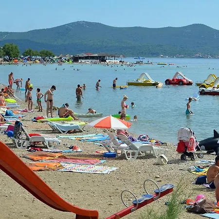 Appartamento Apartman S 3 Sobe Sukošan